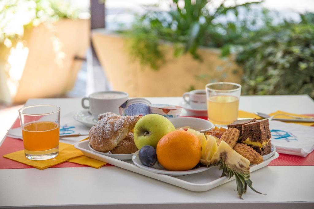Ciccio Hotel Мисано Адриатико Екстериор снимка