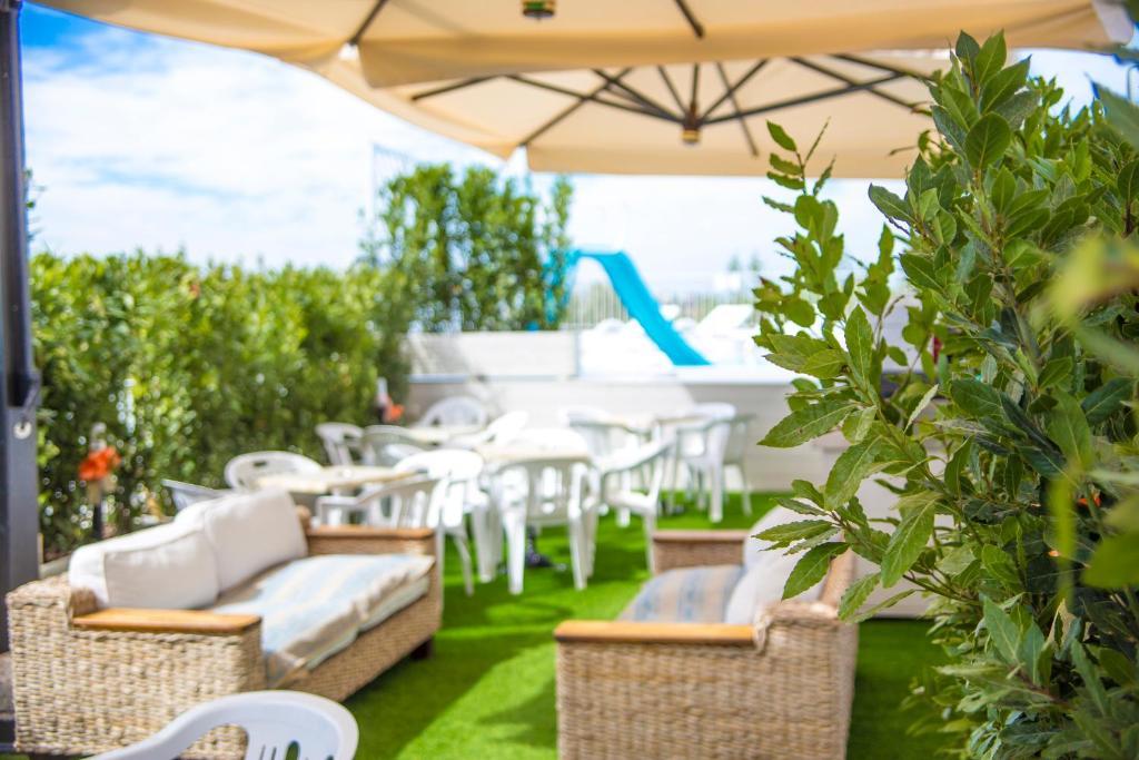 Ciccio Hotel Мисано Адриатико Екстериор снимка