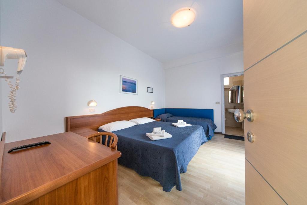 Ciccio Hotel Мисано Адриатико Стая снимка