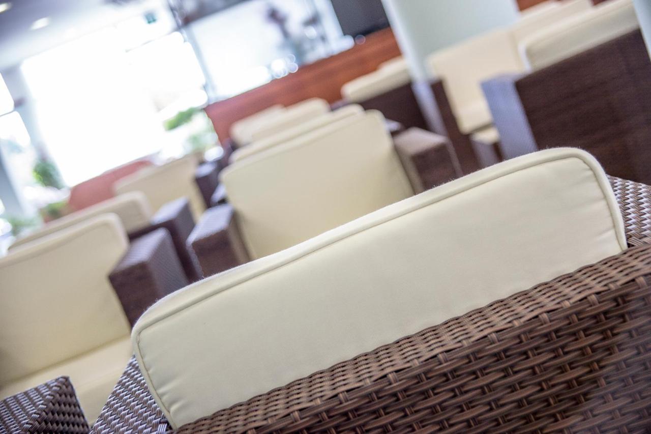 Ciccio Hotel Мисано Адриатико Екстериор снимка