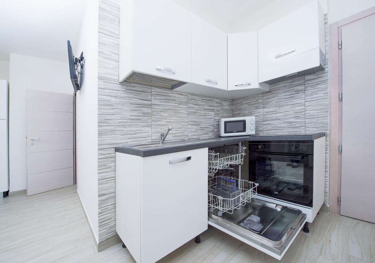 Ciccio Hotel Мисано Адриатико Екстериор снимка