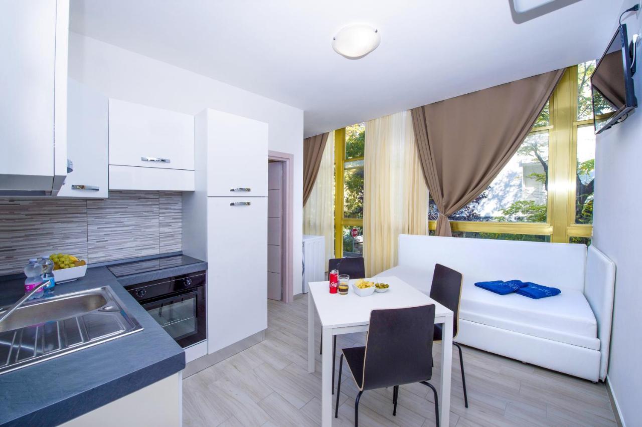 Ciccio Hotel Мисано Адриатико Екстериор снимка